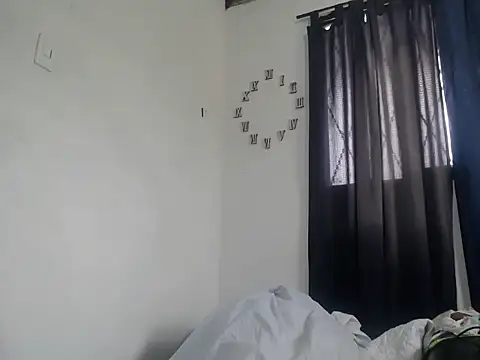 Snapshot of Analbigholes chatting on 11/01/25, 05:04 Analbigholes online show from 11/01/25, 05:04