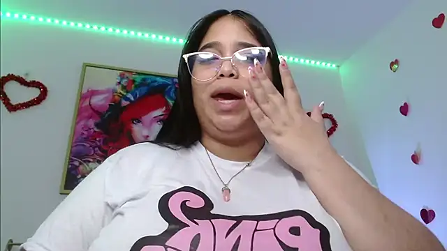 tati reyess online show from 02/22/25, 01:02