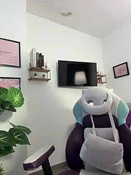 tati reyess online show from 06/23/26, 11:52