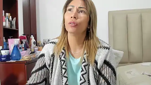 Chloemiller89 online show from 01/14/25, 01:58