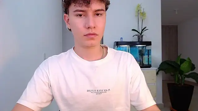 adrian morelly online show from 12/02/24, 08:55