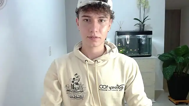 adrian morelly online show from 12/18/24, 02:32