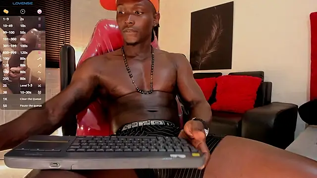 DannSmmith online show from 03/13/25, 06:45