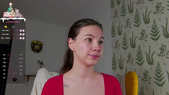 Snapshot of Marie_Diaze chatting on 01/12/25, 12:01 Marie Diaze online show from 01/12/25, 12:01