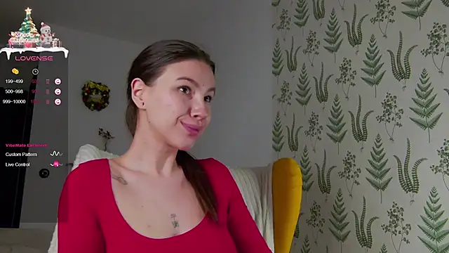 Snapshot of Marie_Diaze chatting on 01/14/25, 05:08 Marie Diaze online show from 01/14/25, 05:08