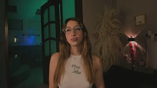 Snapshot of lua_ferch__ chatting on 01/09/25, 12:09 lua ferch online show from 01/09/25, 12:09