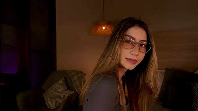 Snapshot of lua_ferch__ chatting on 11/04/25, 01:10 lua ferch online show from 11/04/25, 01:10