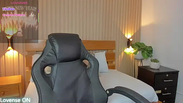 nataly rodri online show from 11/29/25, 02:14