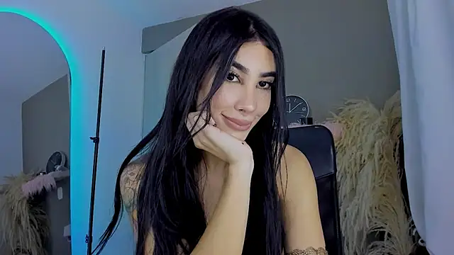 GarciaMilu online show from 11/28/25, 02:25