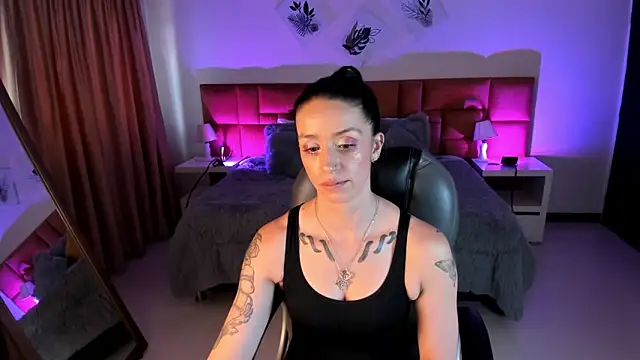 Kristen Garner online show from 10/16/25, 08:10