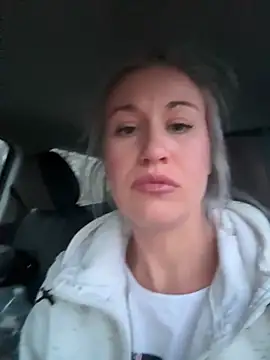 Dina-Light online show from 03/22/25, 05:41