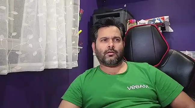 Snapshot of Sakhtlaundaz chatting on 12/03/24, 10:29 Sakhtlaundaz online show from 12/03/24, 10:29