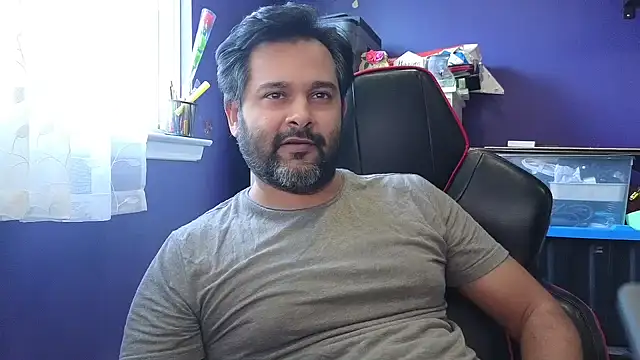 Snapshot of Sakhtlaundaz chatting on 01/14/25, 06:17 Sakhtlaundaz online show from 01/14/25, 06:17