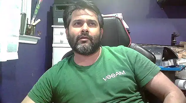 Snapshot of Sakhtlaundaz chatting on 01/24/25, 11:23 Sakhtlaundaz online show from 01/24/25, 11:23