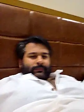 Snapshot of Sakhtlaundaz chatting on 02/27/25, 01:28 Sakhtlaundaz online show from 02/27/25, 01:28