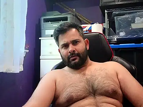 Snapshot of Sakhtlaundaz chatting on 10/14/25, 08:42 Sakhtlaundaz online show from 10/14/25, 08:42
