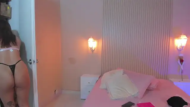 EmilyEvans7 online show from 09/28/25, 07:19