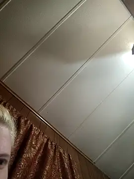 Snapshot of AshleyDalton101 chatting on 03/18/26, 11:41 AshleyDalton101 online show from 03/18/26, 11:41