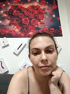 Snapshot of LEAsquirt91 chatting on 05/05/26, 02:03 LEAsquirt91 online show from 05/05/26, 02:03