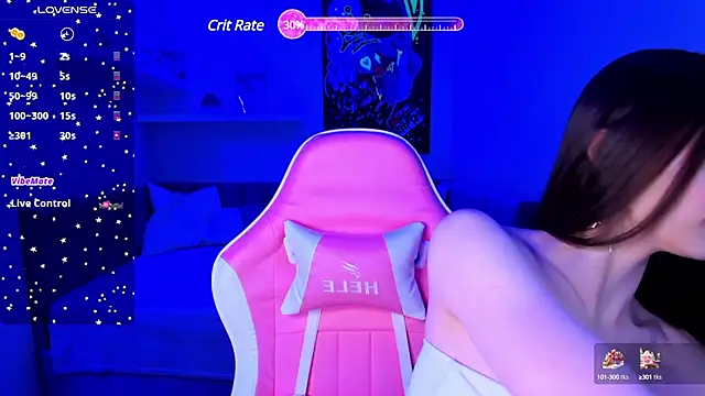 Snapshot of Lexi_Split chatting on 03/19/25, 08:23 Lexi Split online show from 03/19/25, 08:23