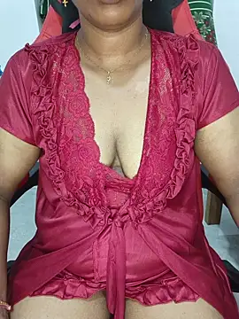 Snapshot of Malluivaniya chatting on 11/06/25, 06:31 Malluivaniya online show from 11/06/25, 06:31