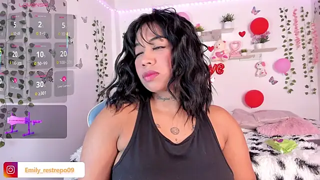 Emily restrepo online show from 03/05/25, 07:05