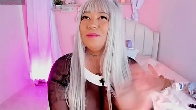 Snapshot of Emily_restrepo chatting on 06/22/26, 07:16 Emily restrepo online show from 06/22/26, 07:16