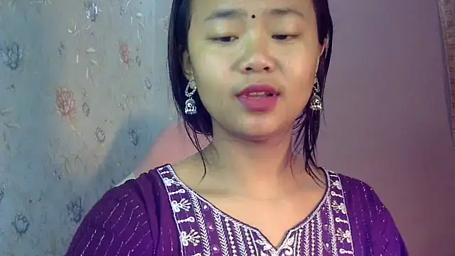 Snapshot of cute_sapna chatting on 01/10/25, 12:17 cute sapna online show from 01/10/25, 12:17