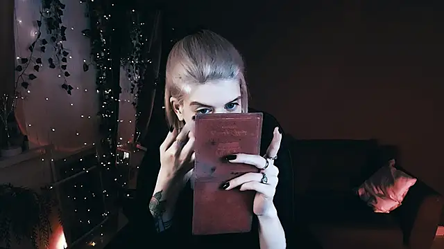 Noah ElmerX online show from 09/23/25, 03:26