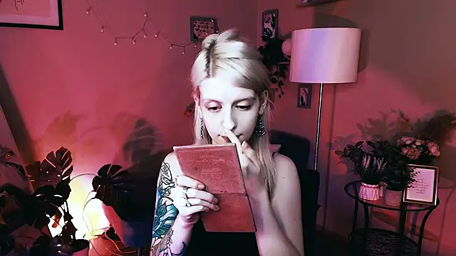 Noah ElmerX online show from 10/30/25, 10:43