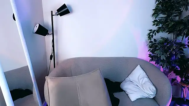 Snapshot of Noah_ElmerX chatting on 02/24/26, 11:58 Noah ElmerX online show from 02/24/26, 11:58