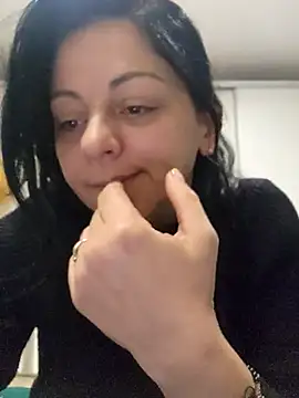 bruneta sexy23 online show from 03/20/25, 04:18