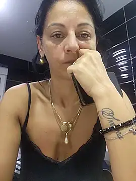 bruneta sexy23 online show from 09/26/25, 03:32