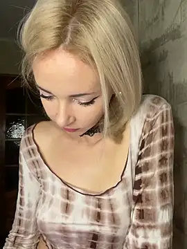 Kristina03 online show from 02/11/26, 09:31