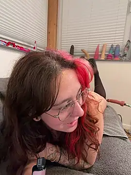 Snapshot of Tamy-Love chatting on 04/15/26, 08:42 Tamy-Love online show from 04/15/26, 08:42