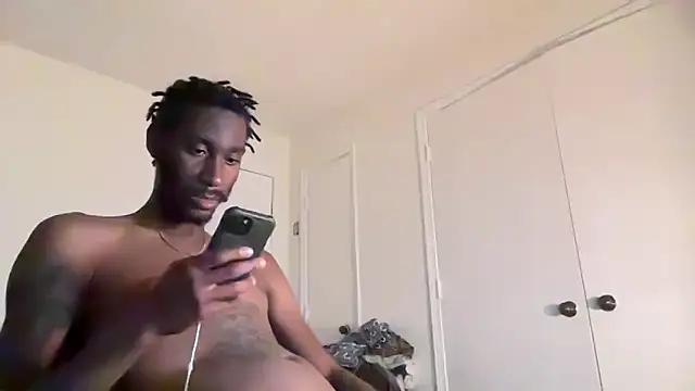 Snapshot of ITSONLYKENNY chatting on 10/02/25, 06:20 ITSONLYKENNY online show from 10/02/25, 06:20