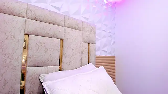 PauletteJ online show from 03/20/25, 11:49