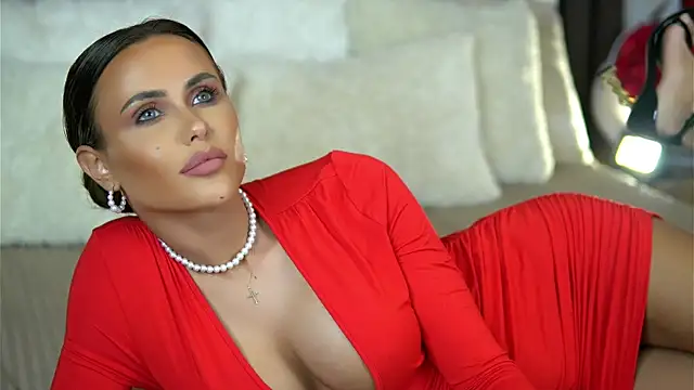 AnaisBellas online show from 12/19/24, 11:14