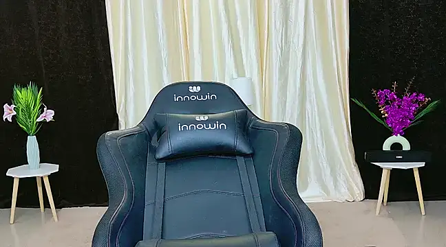 Snapshot of GODDESS_SHANAYA chatting on 02/21/25, 03:34 GODDESS SHANAYA online show from 02/21/25, 03:34