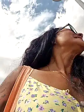 Allana Squirt online show from 09/21/25, 10:50