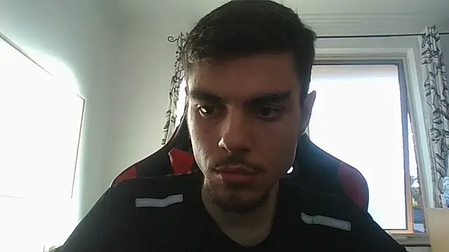 Snapshot of Omarnede chatting on 03/19/25, 09:28 Omarnede online show from 03/19/25, 09:28