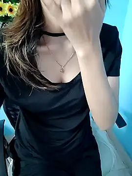 Snapshot of Karina_jaan chatting on 01/13/25, 06:27 Karina jaan online show from 01/13/25, 06:27