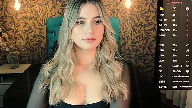 KiaraCarter online show from 01/11/25, 07:59