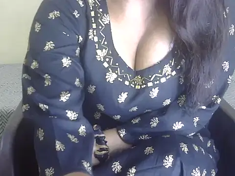 Lusty Wife1 online show from 09/10/25, 06:52