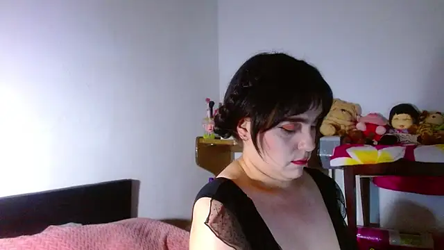 collette beaufoy  online show from 06/25/26, 04:12