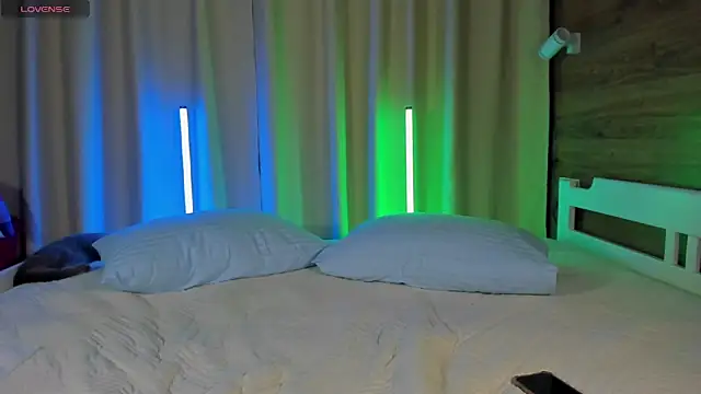 Snapshot of Elizabeth_Hottie_ chatting on 01/18/25, 11:22 Elizabeth Hottie online show from 01/18/25, 11:22