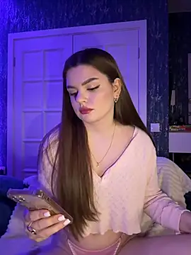 Snapshot of Elizabeth_Hottie_ chatting on 03/15/25, 10:33 Elizabeth Hottie online show from 03/15/25, 10:33