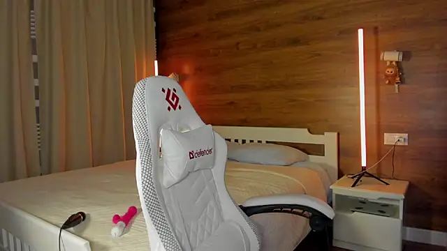 Snapshot of Elizabeth_Hottie_ chatting on 01/31/26, 11:58 Elizabeth Hottie online show from 01/31/26, 11:58