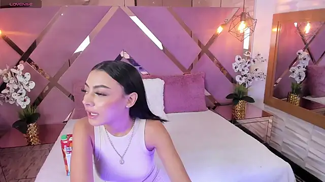 SHANONCLARK online show from 02/25/25, 07:03