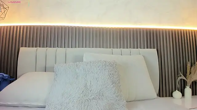 SHANONCLARK online show from 11/13/25, 07:13